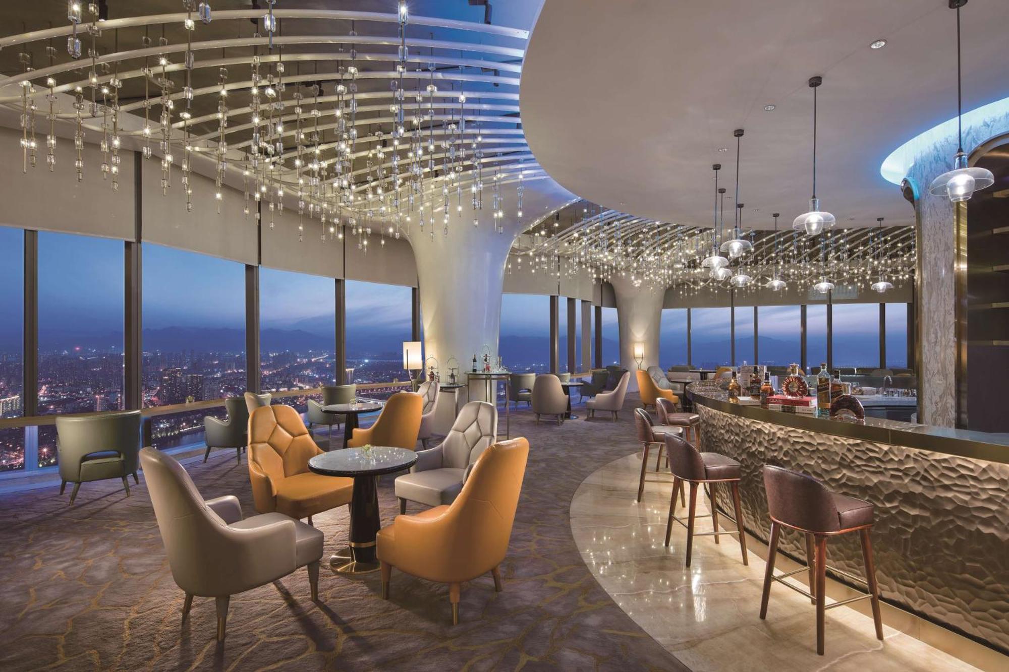 Отель Hilton Fuzhou Фучжоу Экстерьер фото