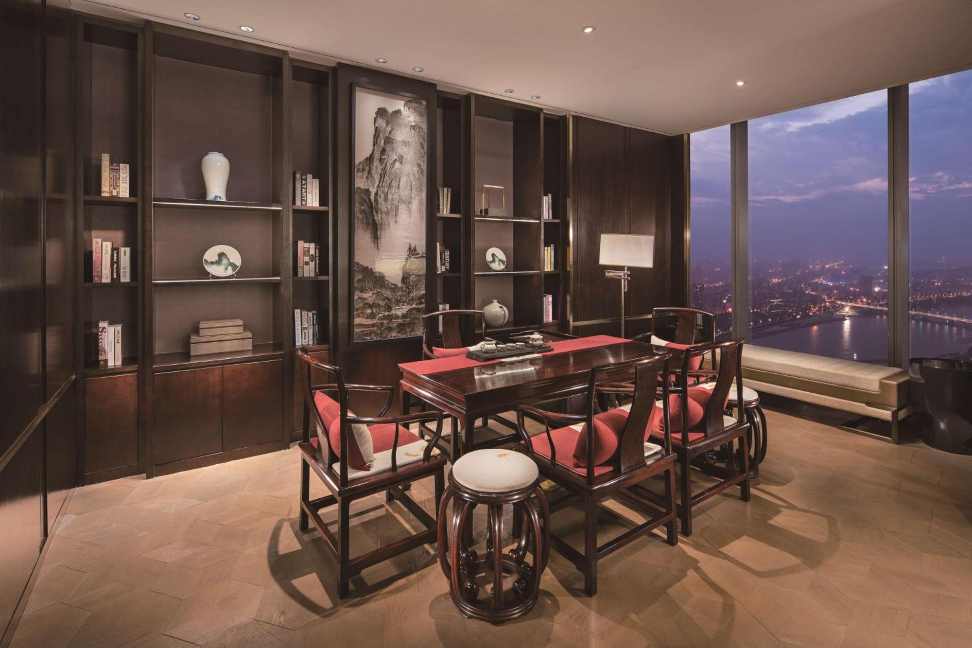 Отель Hilton Fuzhou Фучжоу Экстерьер фото